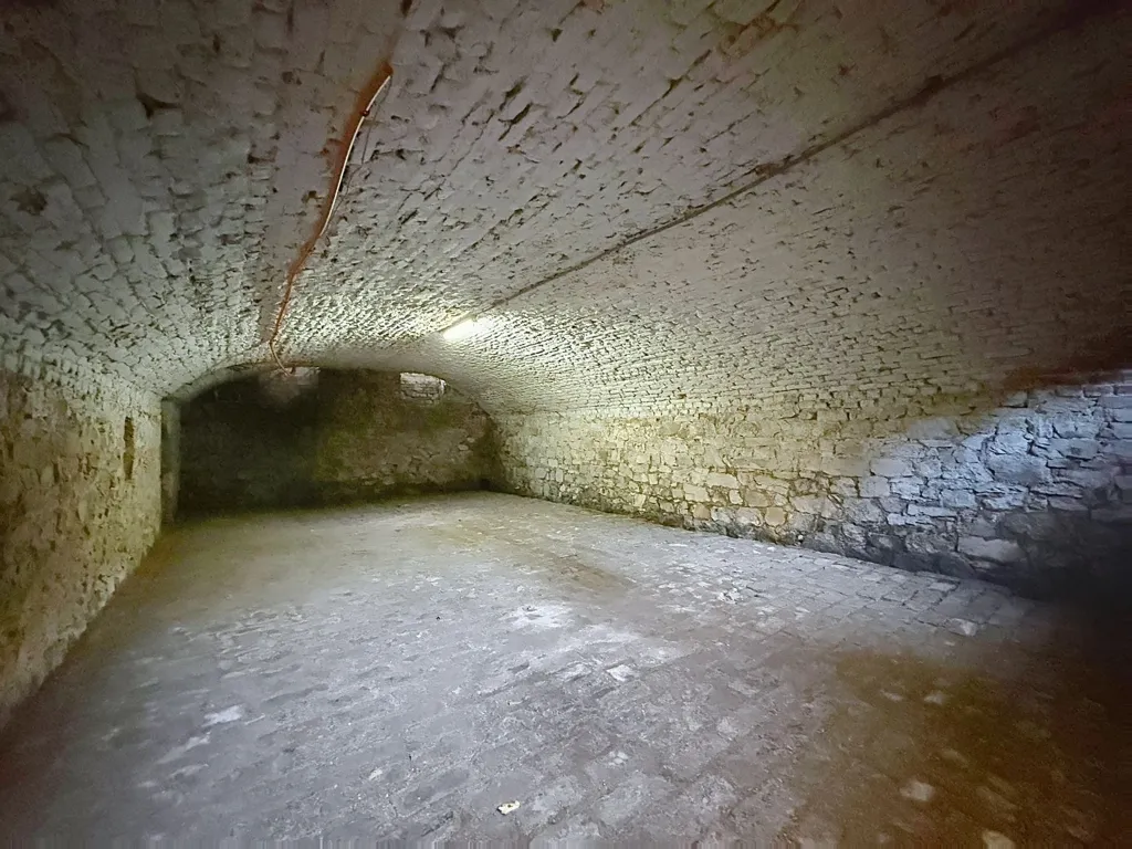 Pièces - Maison de Caractère avec Grange à Bossière, Mettet