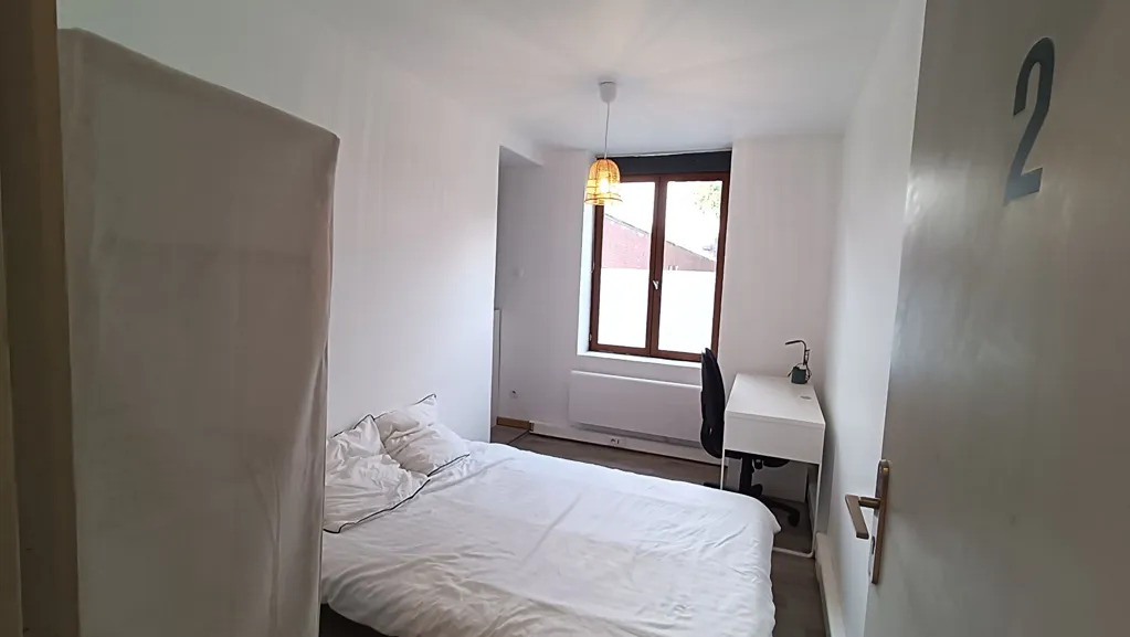 Chambres - Appartement Meublé 4 Pièces au Centre de Roubaix