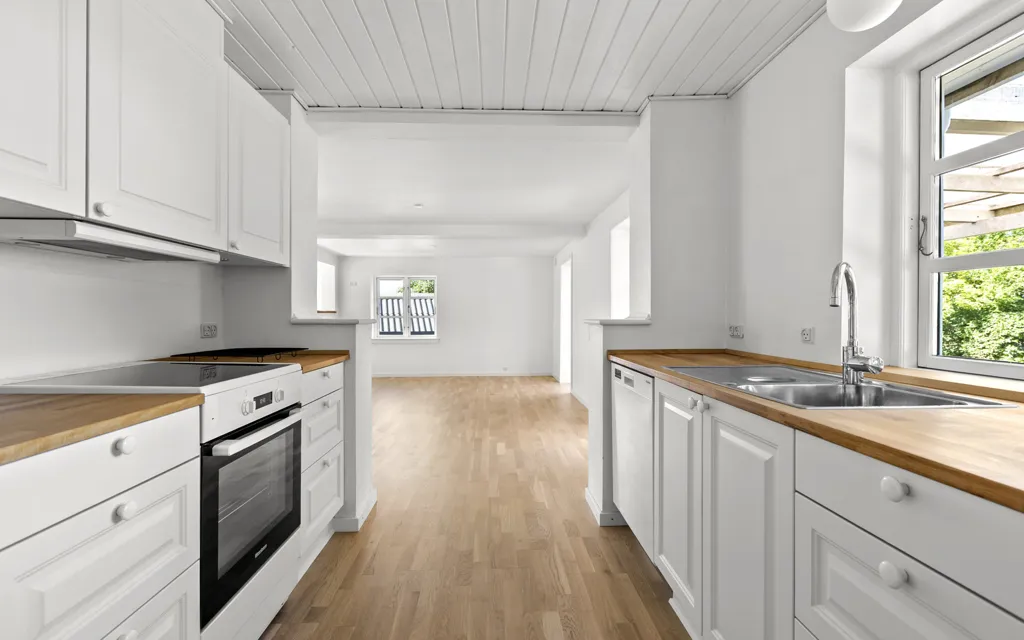 Cucina - Villa with Garden View in Tyvelse