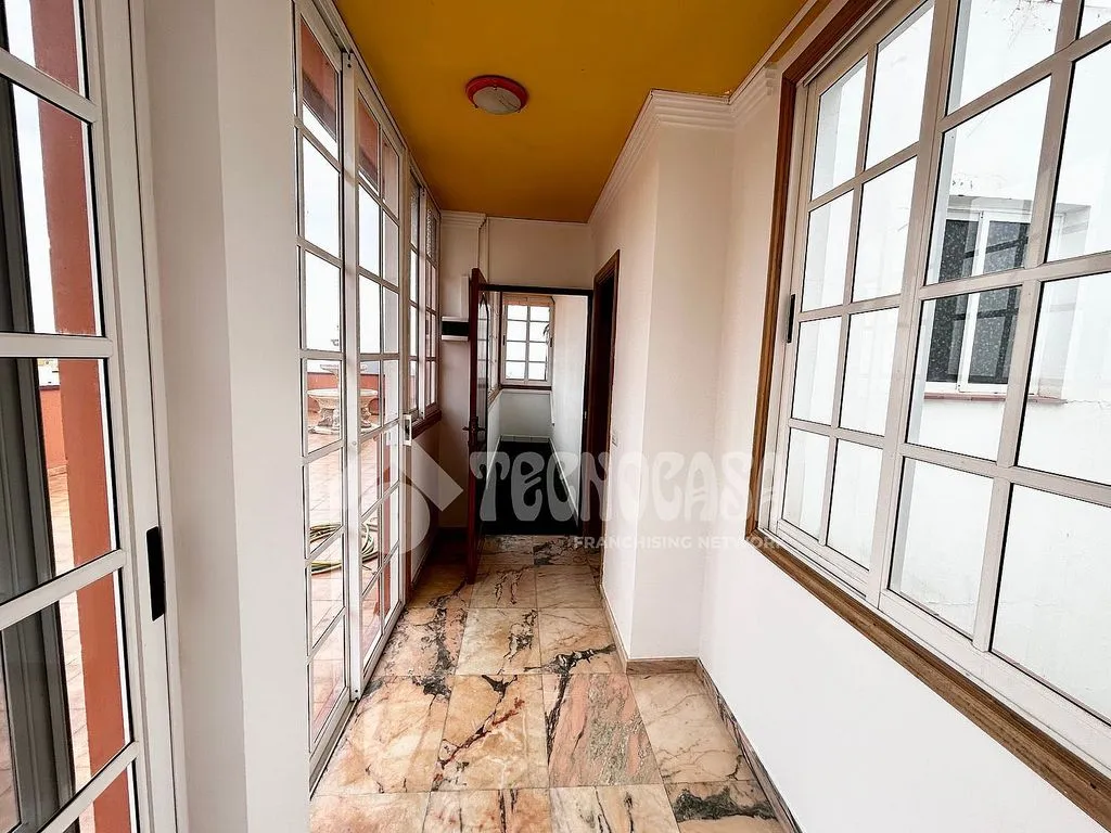 Esik - Penthouse with Terrace in Güímar Centre