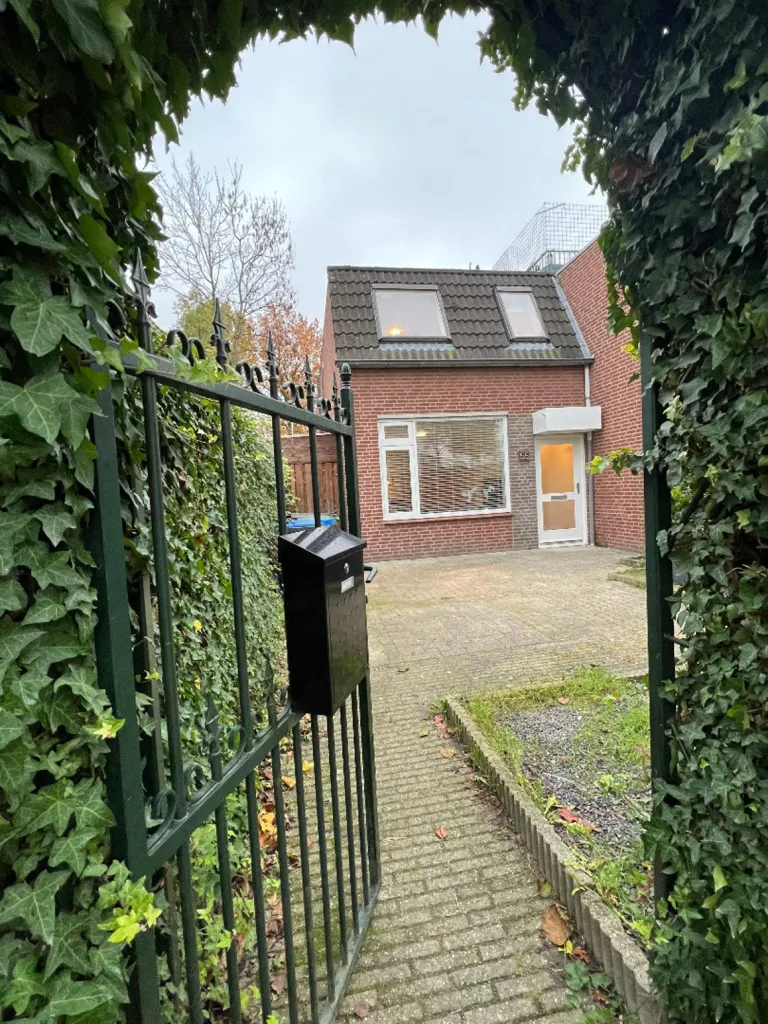 Välivaade - Fully Renovated End-Unit in Heerlen