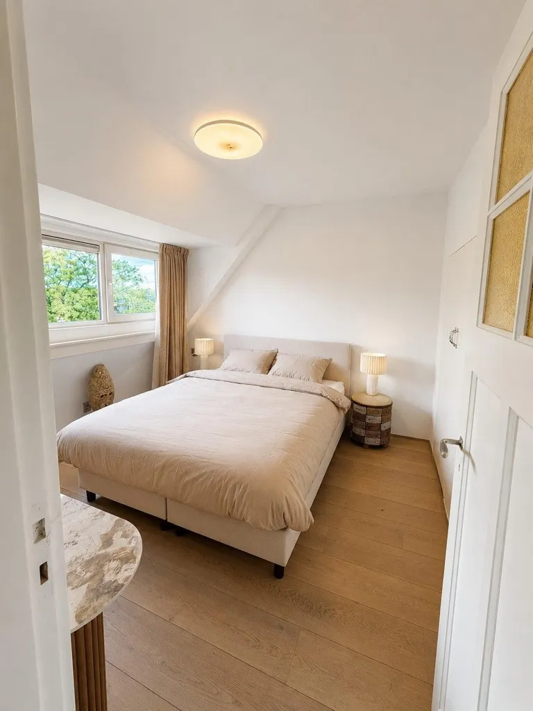 Magamistoad - Renovated Duplex with Water View in Rotterdam
