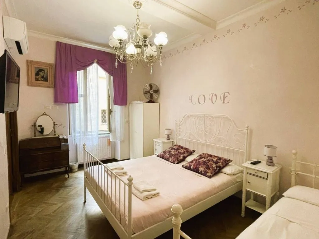 Magamistoad - Luxury Flat with Balcony in Rome's Monti