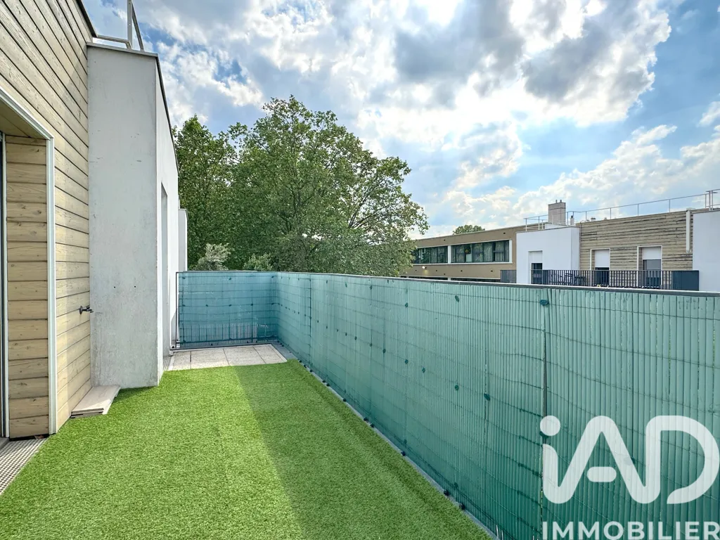 Aed - 2-toaline korter asukohas La Courneuve