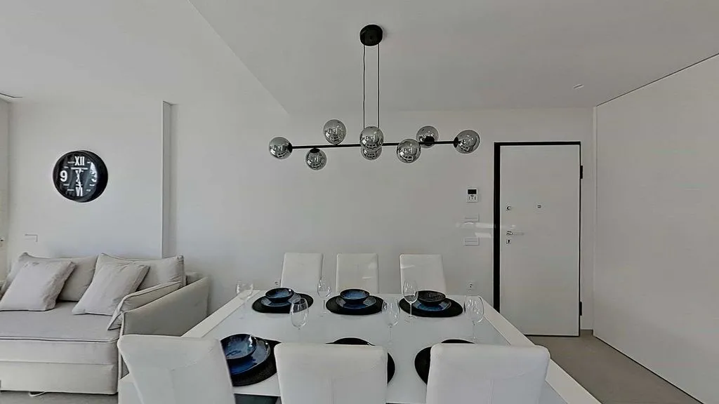 Salle à manger - Modern Apartment with Terrace in Golf Resort