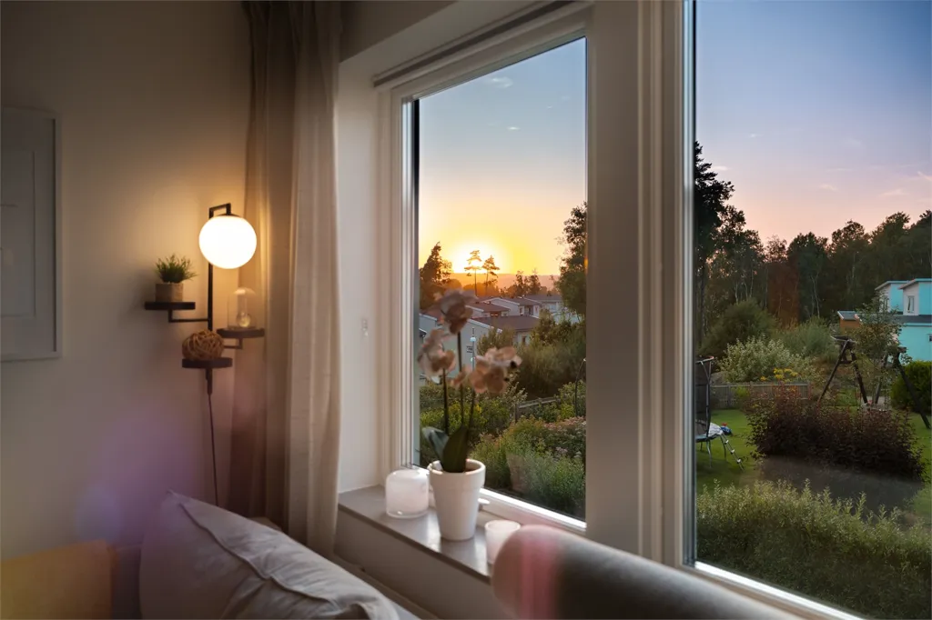 Rooms - Modern Villa with Garden in Sunny Location