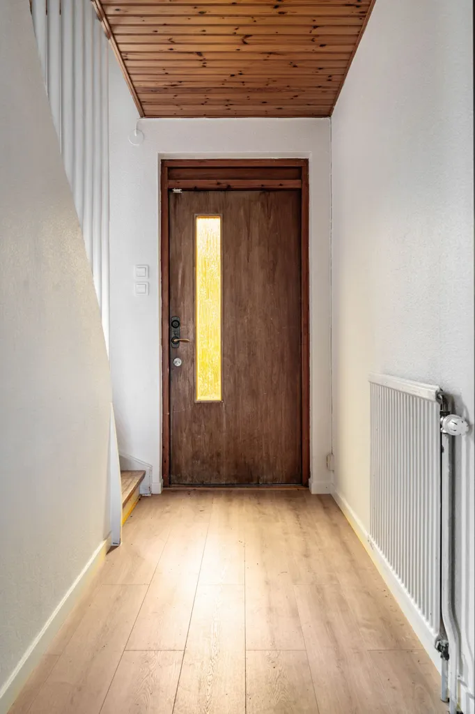 Esik - Renovated Brick House with Potential in Glimåkra