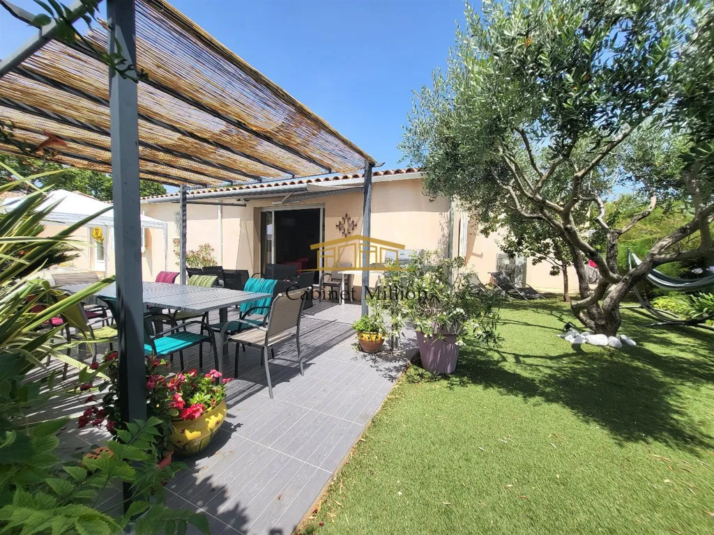 Terrass - Villa with Pool in Mireval