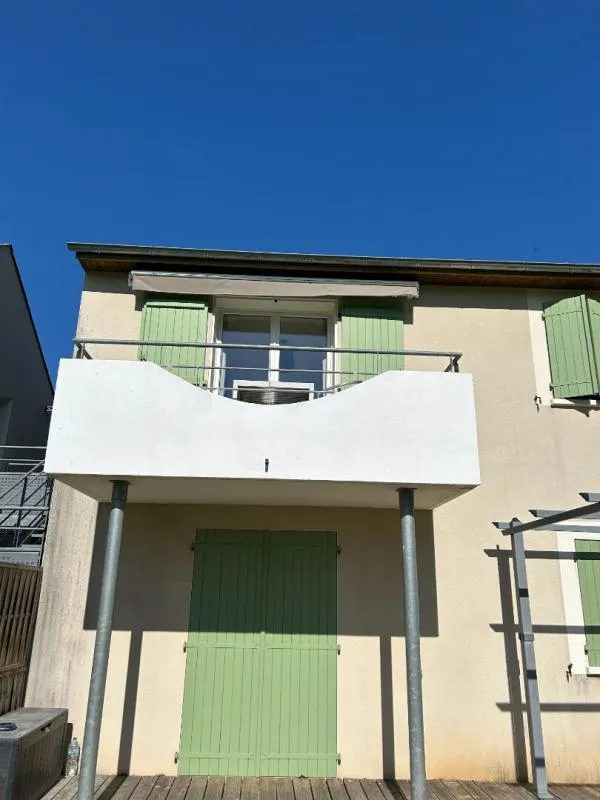 Extérieur - Appartement avec Piscine à Saint-Geniez-d'Olt