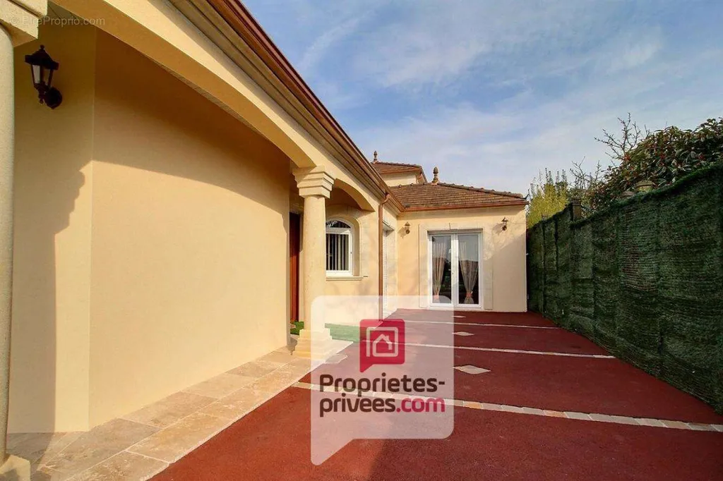 Jardin - Maison Contemporaine avec Studio Indépendant à Amilly