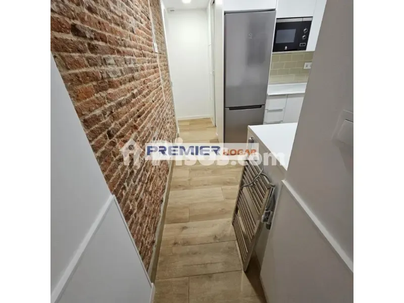 Cucina - Reformed 1-Bed Flat with Terrace in Salamanca