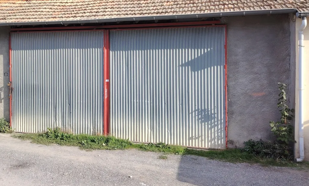 Extérieur - Garage Remise de 60m² à Digne-les-Bains