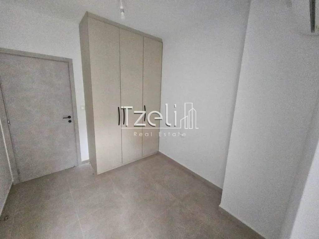 Toad - Apartment with Balcony in Patras