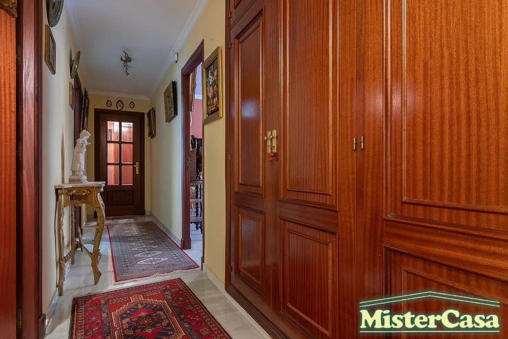 hallway_entrance