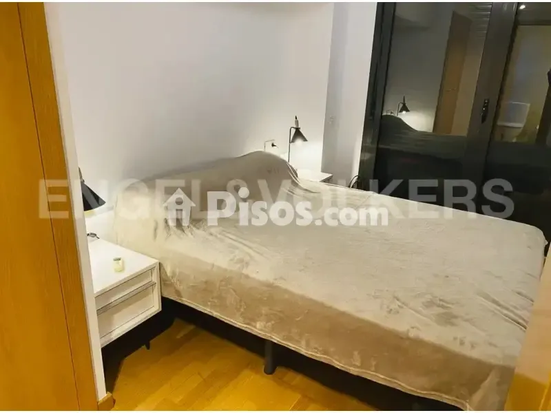 Chambres - Furnished Apartment with Balcony in Sant Martí