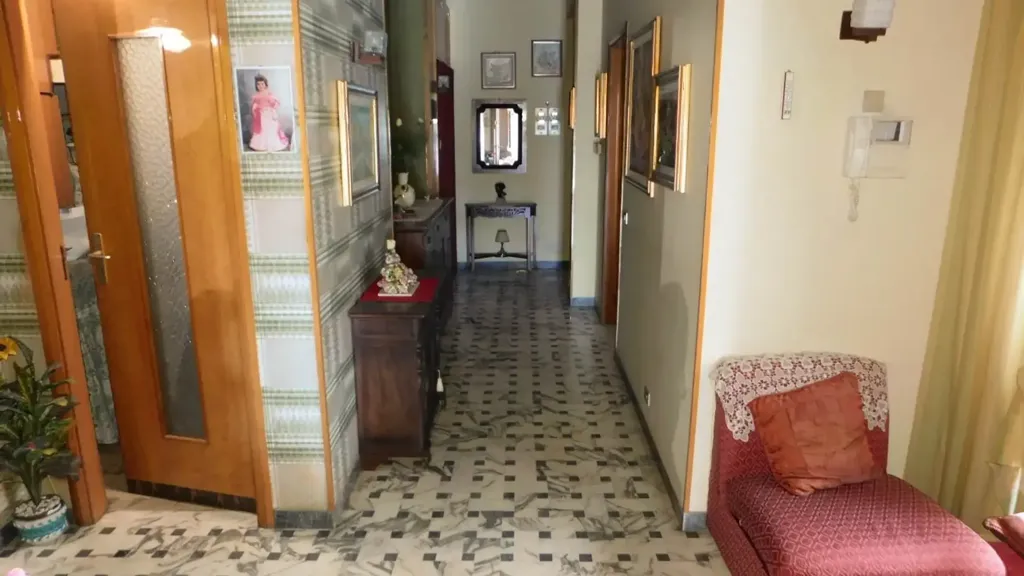 Esik - Apartment with Panoramic Veranda in Ragusa