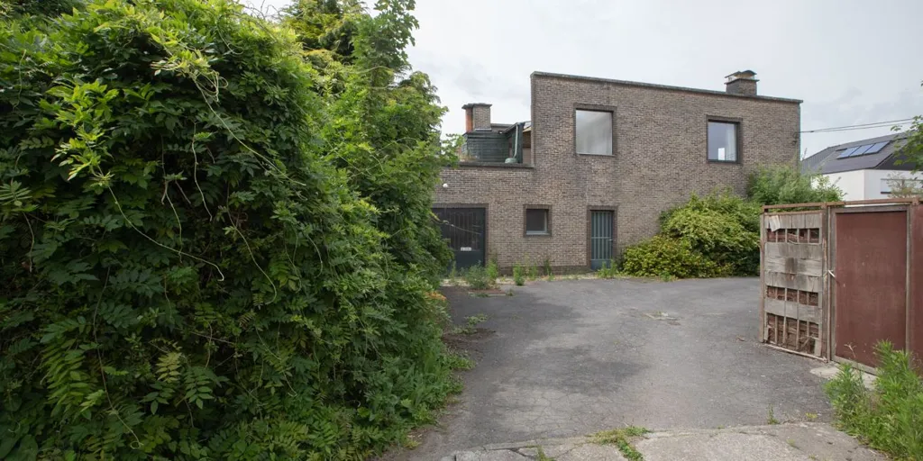 Extérieur - Pand à Rénover avec Atelier à Zomergem
