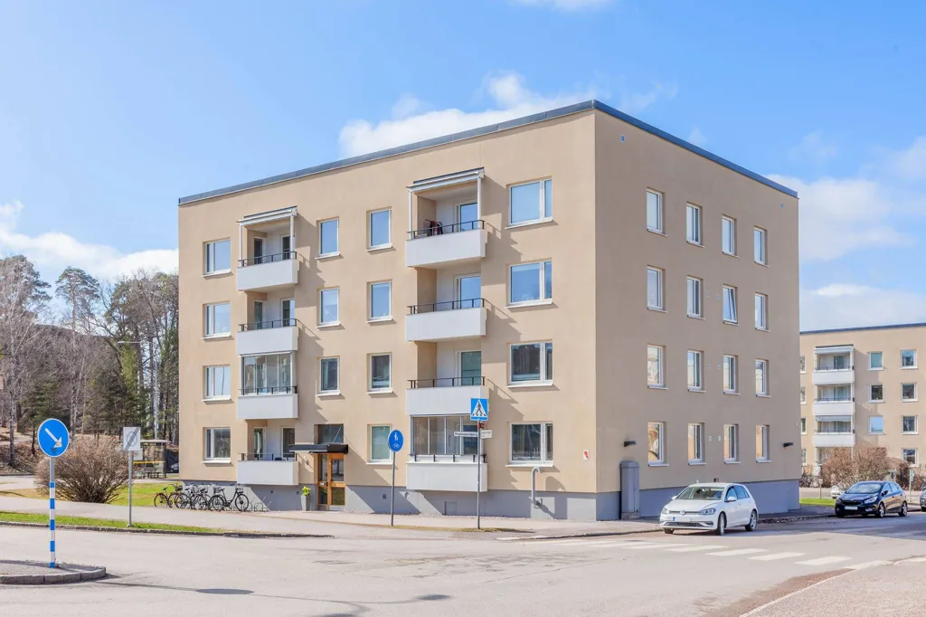 Extérieur - Corner Flat with South-West Balcony in Urban Area