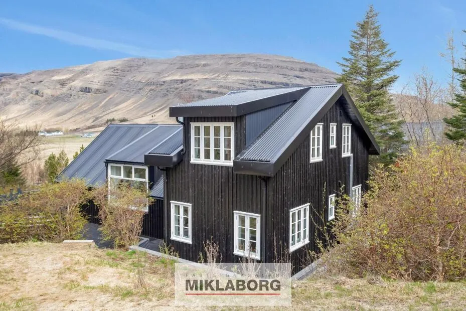 Bien 5 pièces à Mosfellsbær