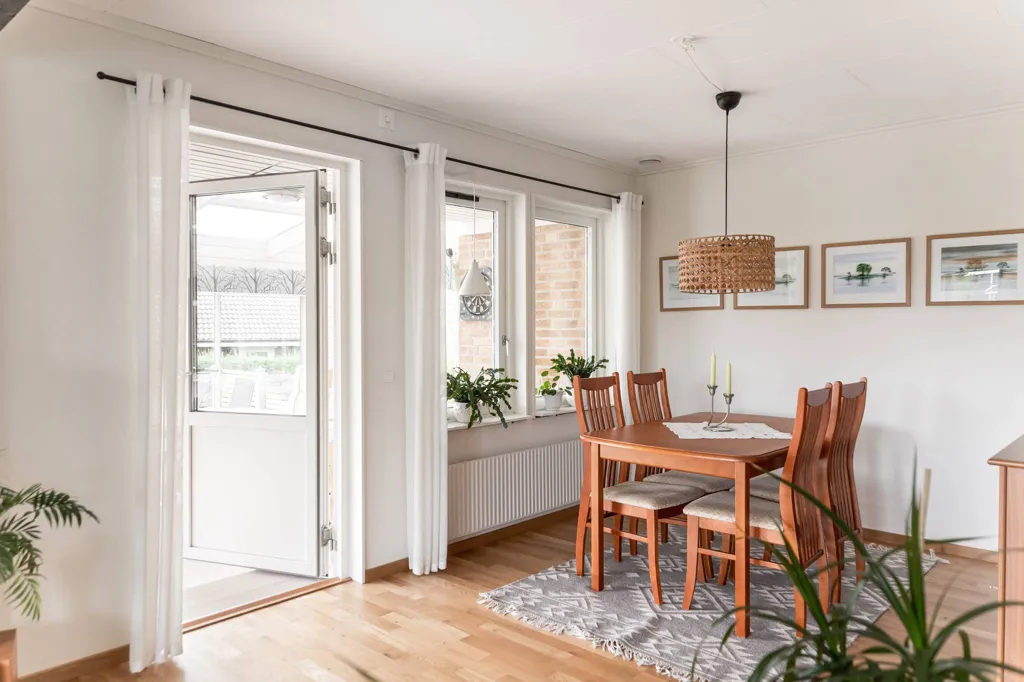 Salle à manger - Renovated Villa with Garden in Össjö