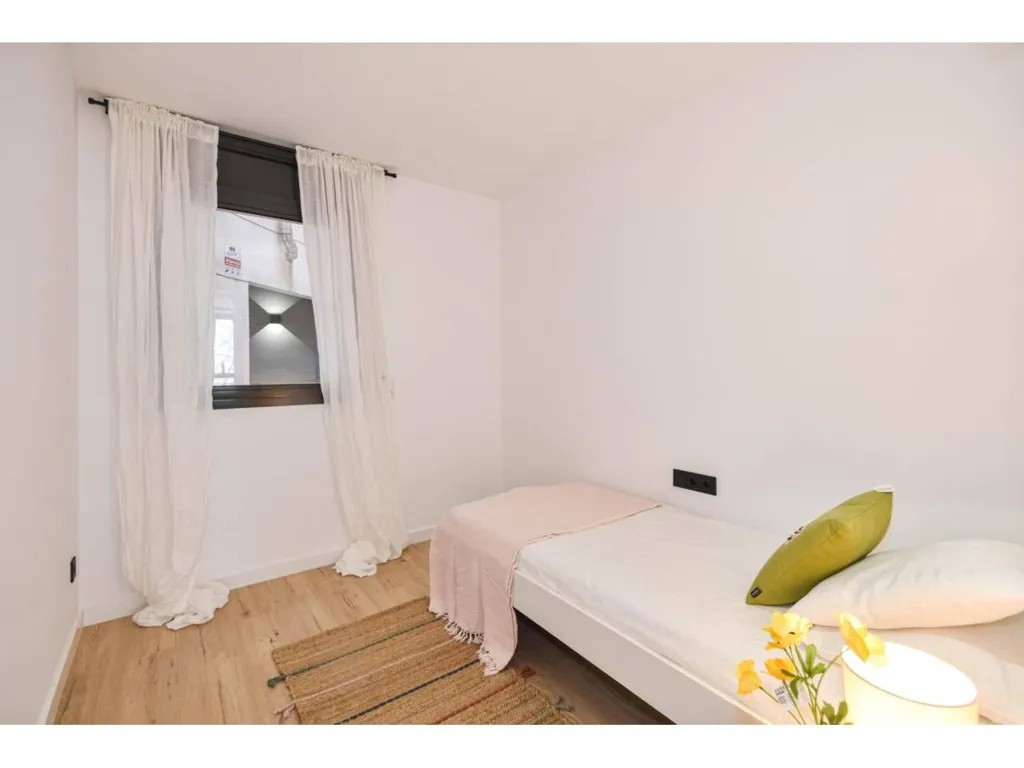 Chambres - Apartment with Balcony in Sarrià, Barcelona