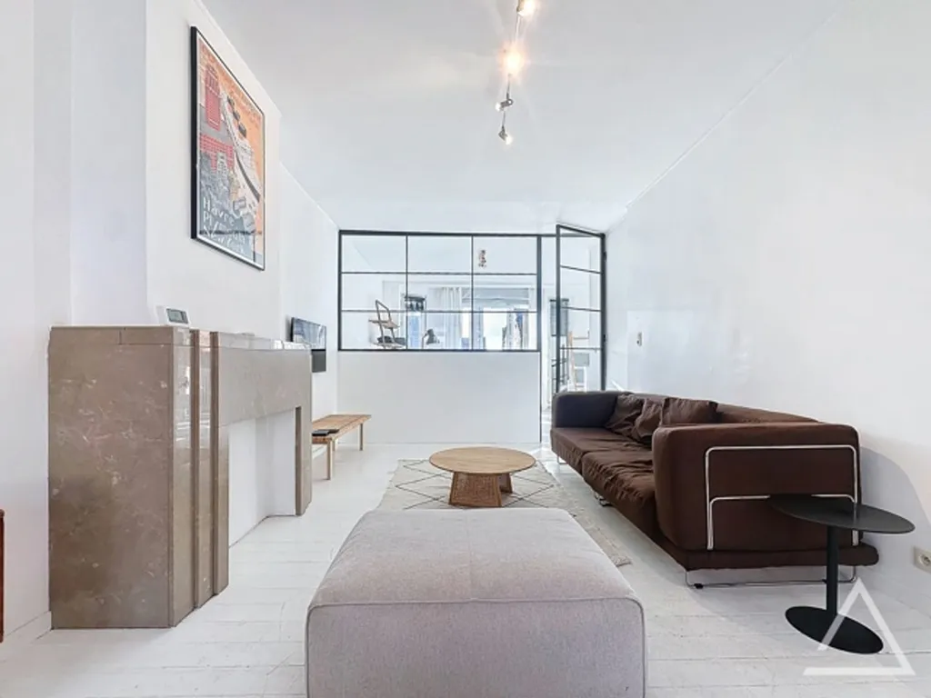 Elutuba - Loft-Style Flat with Terrace in Forest