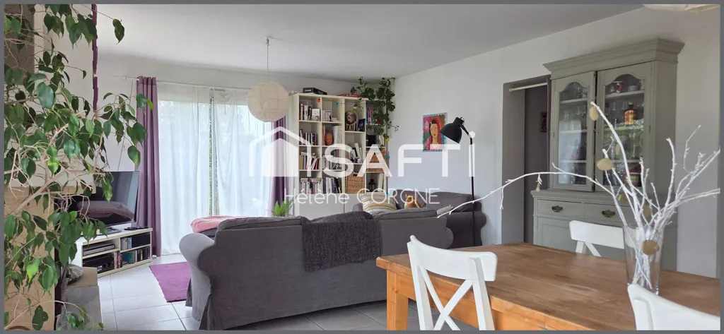 Séjour - Maison individuelle avec terrasse à Moutiers
