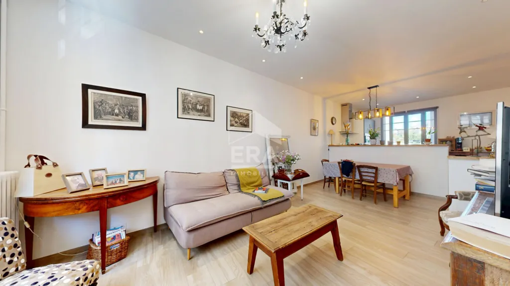 Séjour - Appartement Traversant avec Balcon à Nice