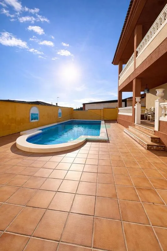 pool_area
