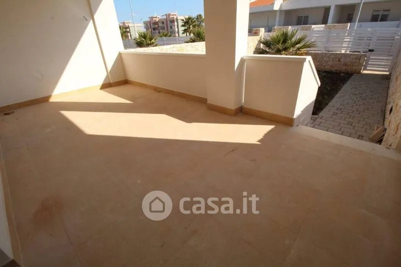 Terrasse - Terraced Villa with Patio in Bari