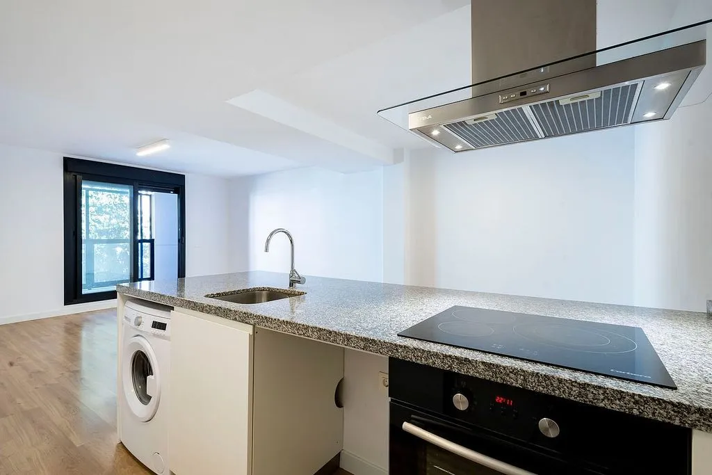 Köök - Modern Flat with Balcony in María Jiménez