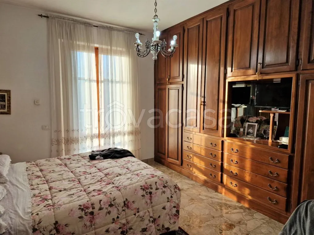 Chambres - Villa with Lake View in Magione