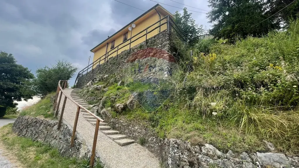 Välivaade - Rustic Bifamily Villa with Panoramic View in Crasciana