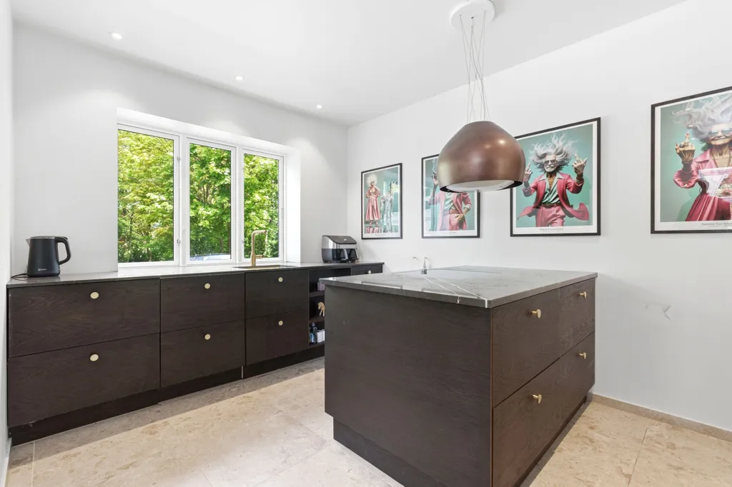 Cuisine - Villa with Forest View in Hammelev
