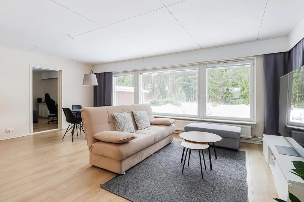 Séjour - Maison 4 pièces à Pori