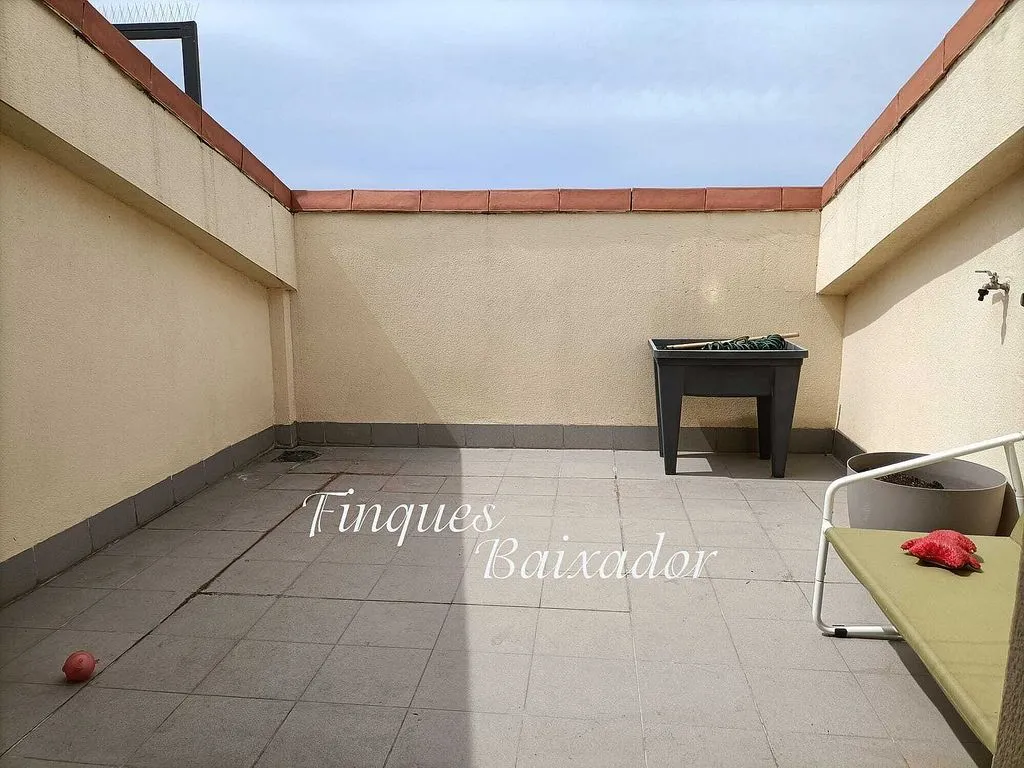 Terrace - Luxury Penthouse with Pool in Castelldefels