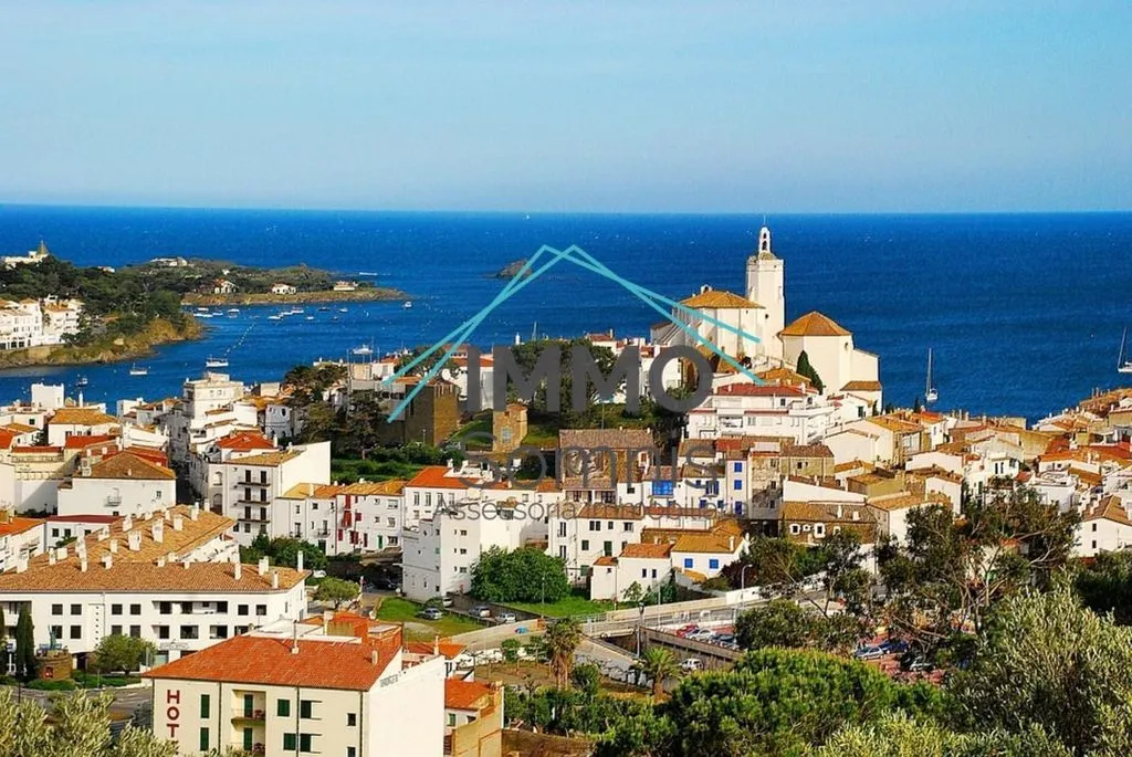 Building Land with Sea Views in Cadaqués