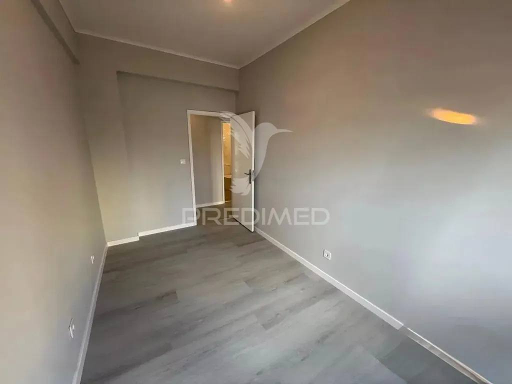 Chambres - Renovated T2 Apartment in Oeiras Centre