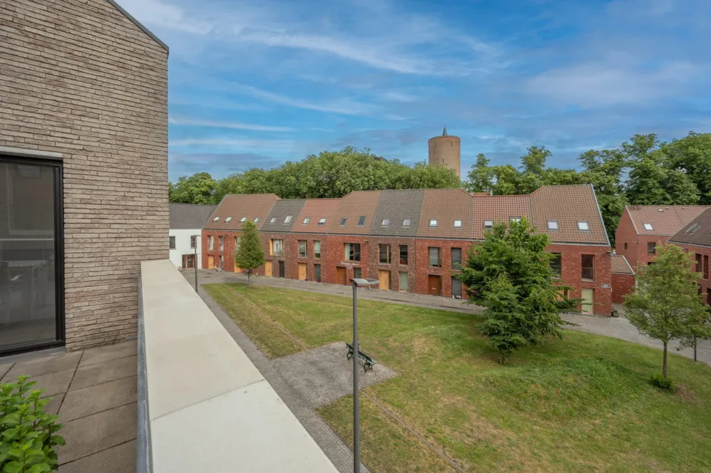Aed - Apartment with South-Facing Terrace in Bruges