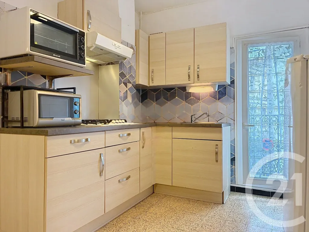 Cuisine - Appartement Meublé 2 Pièces, Quartier Gare Théâtre à Sète