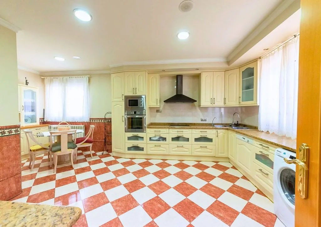 Cuisine - Chalet with Pool and Terrace in Monteagudo