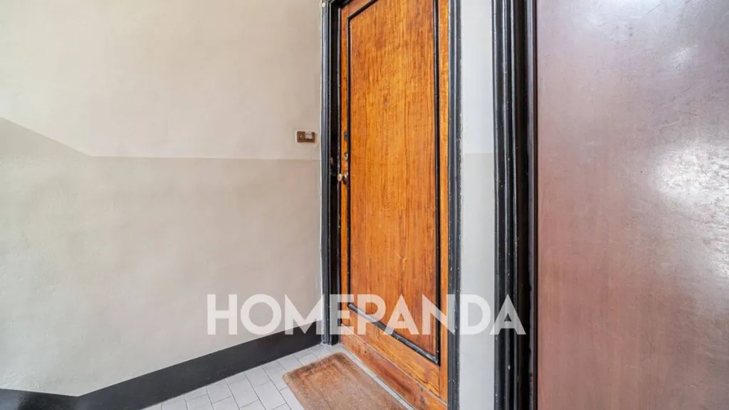 hallway_entrance