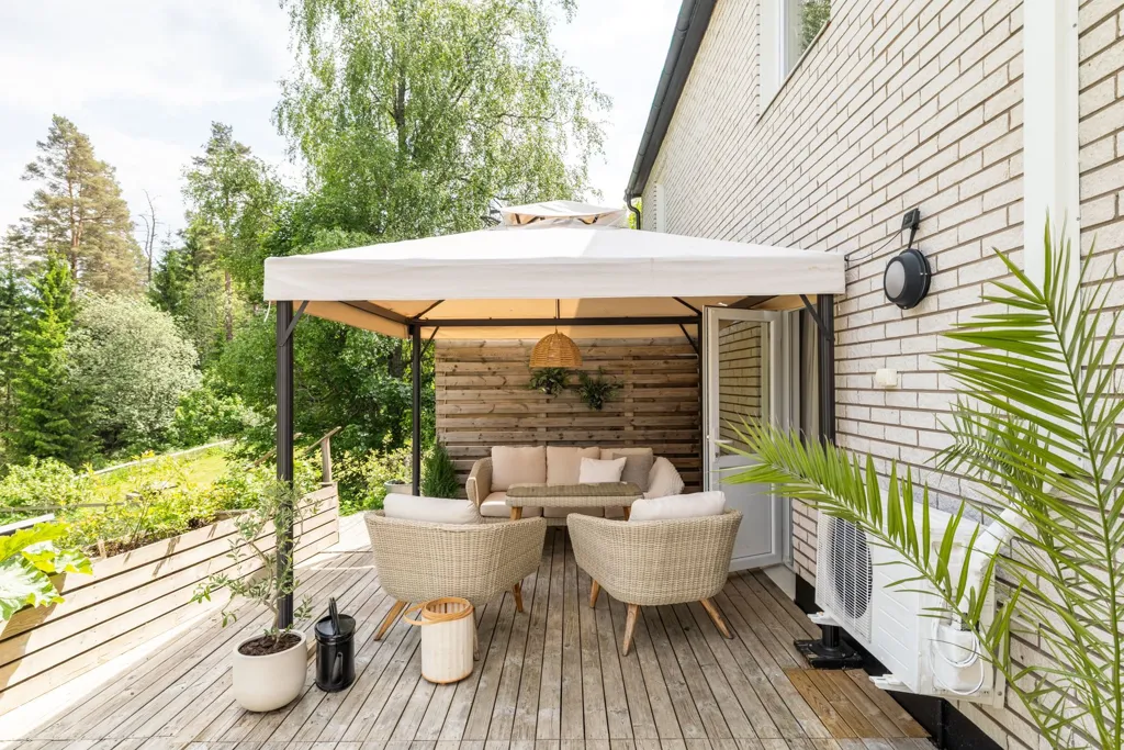 Terrace - Family-Friendly Semi-Detached House in Taberg