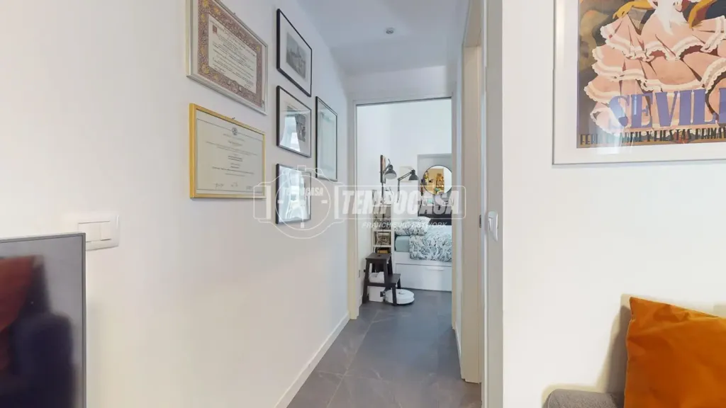 Esik - Central Apartment with Balcony in Bari