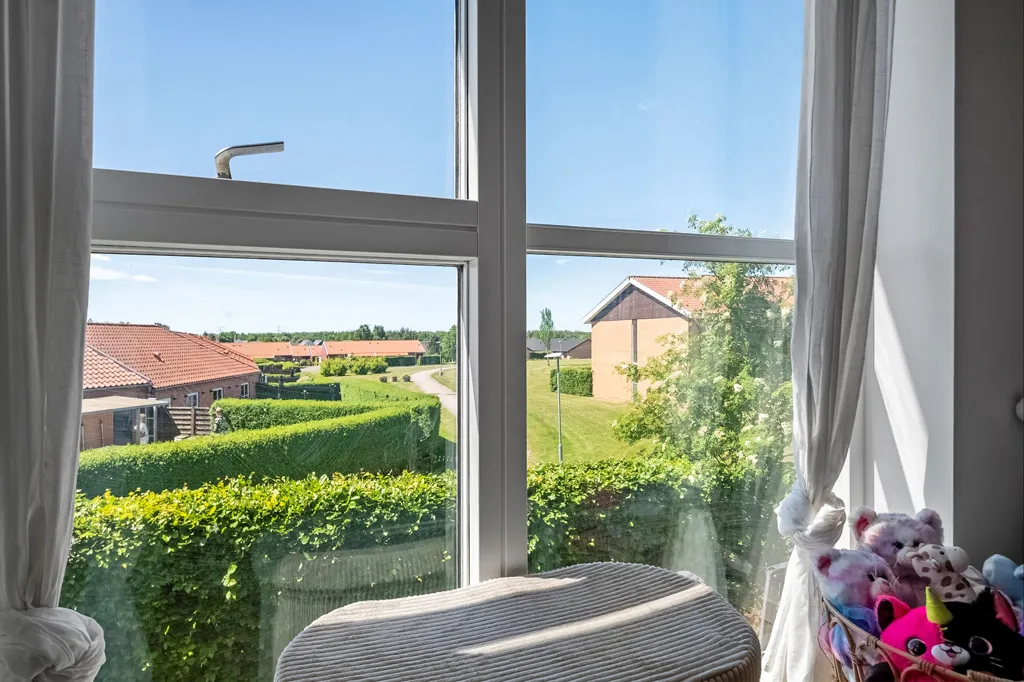 Balcon - Enderækkehus with South-Facing Terrace in Trige