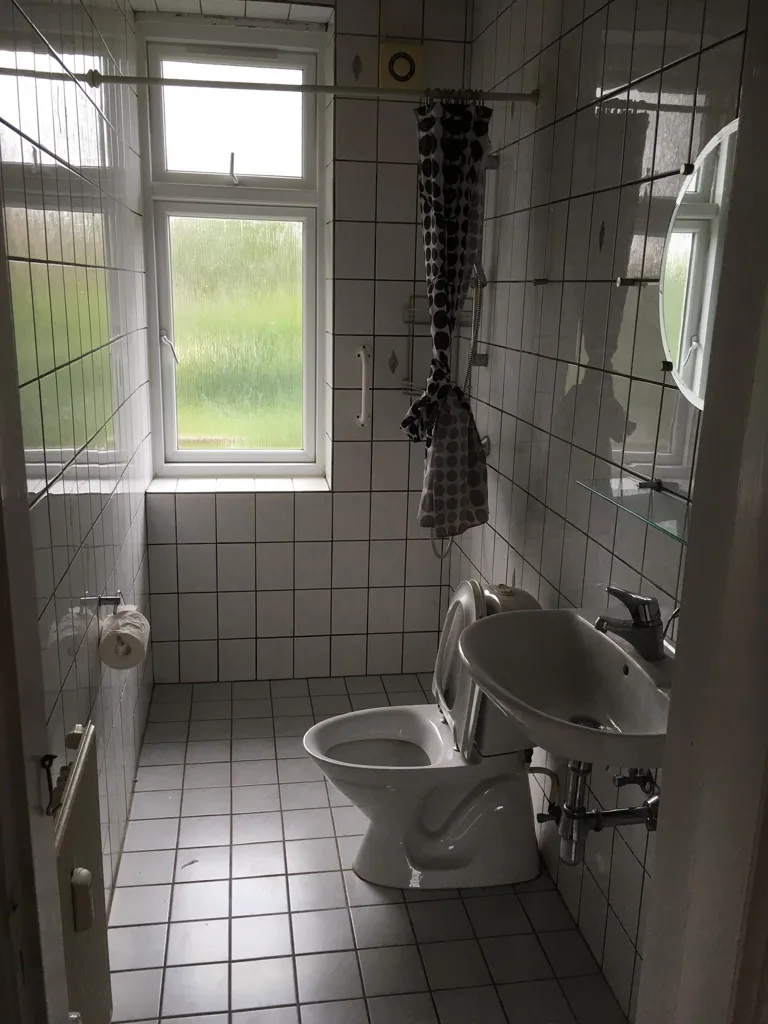 Vannitoad - Room with Garden View in Quiet Area