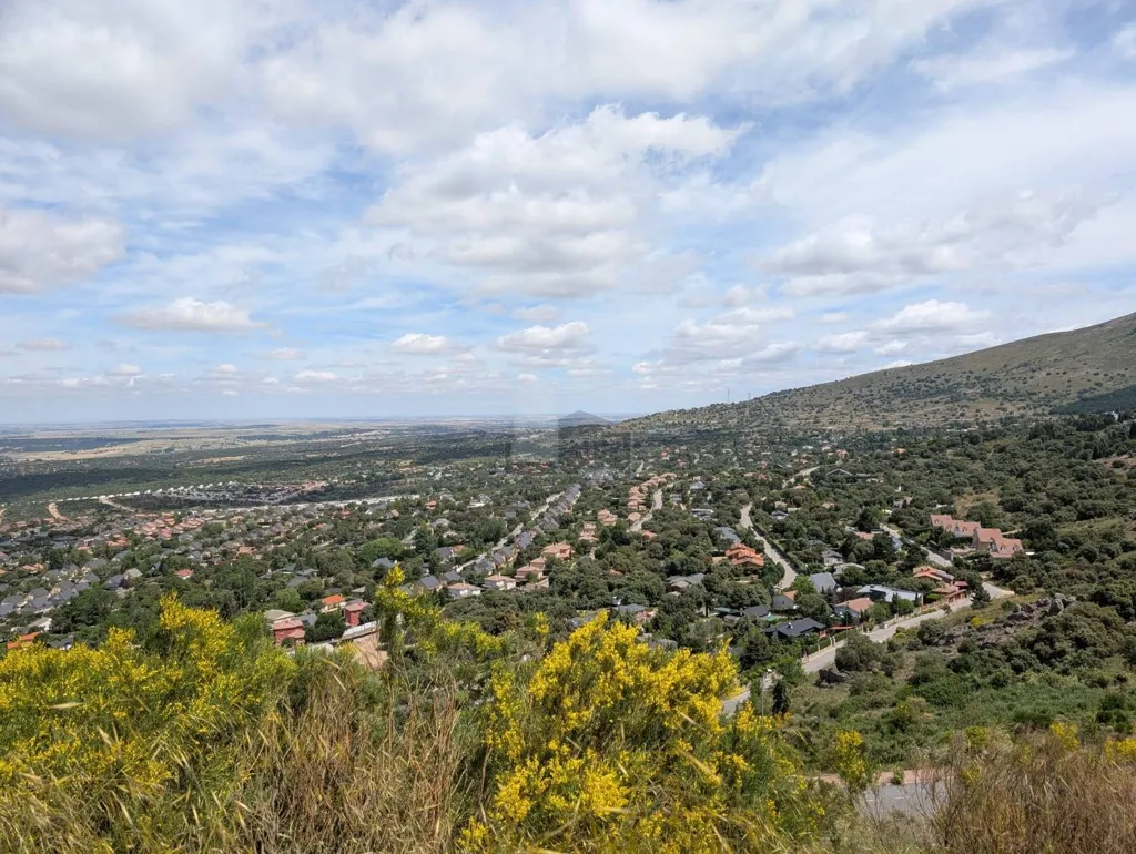 Urban Plot with Views in El Espinar