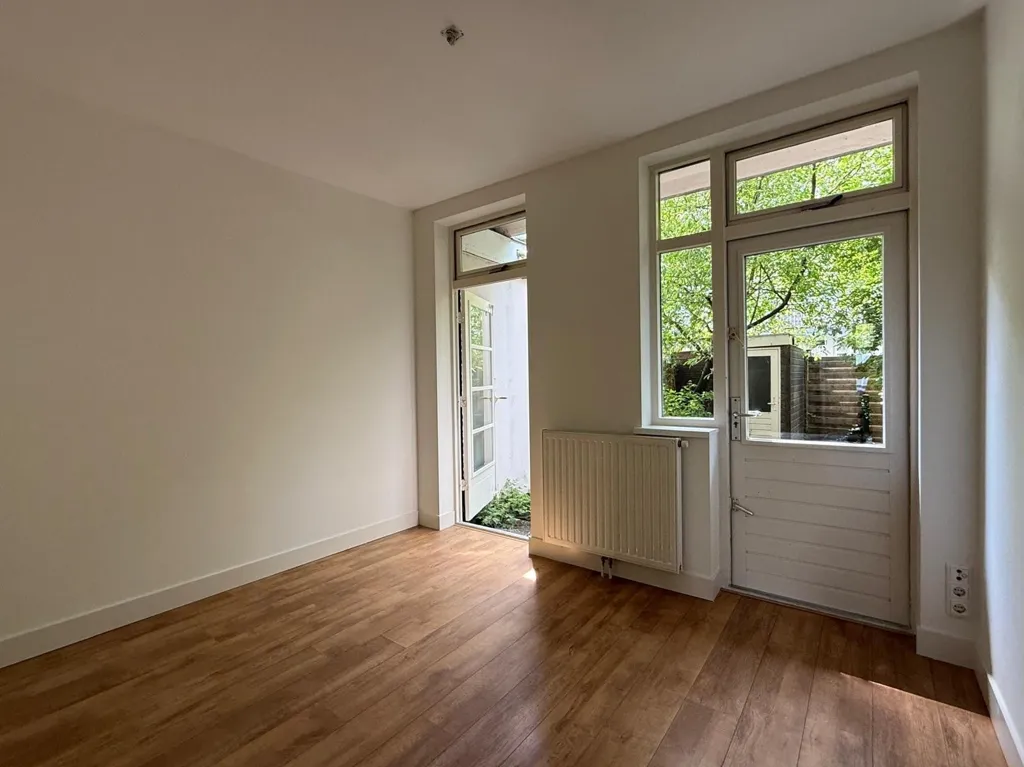 3-toaline korter asukohas Amsterdam