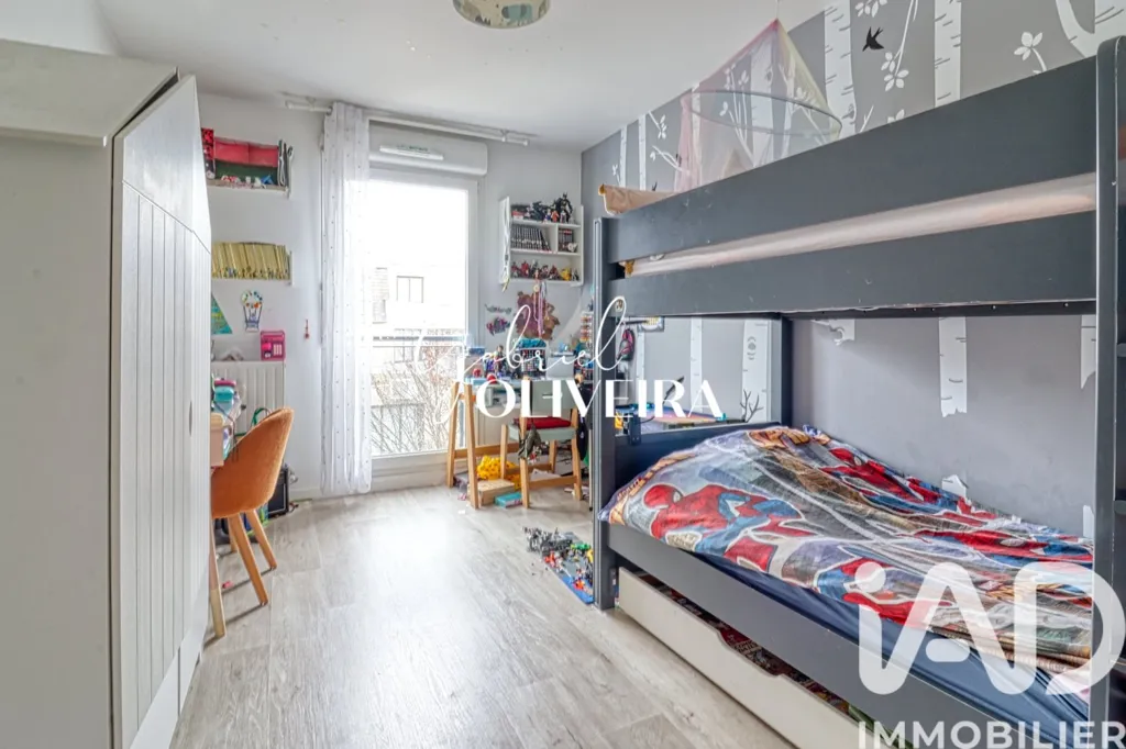 Bedrooms - Duplex with Balcony in Montmagny