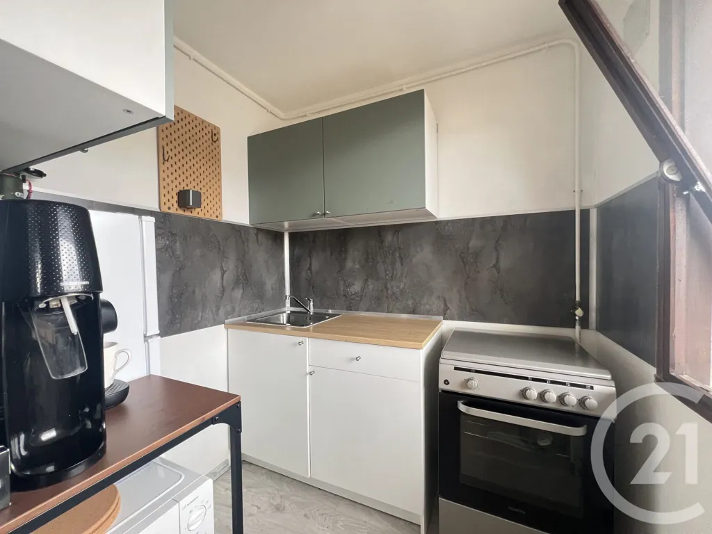 Köök - Meubled 2-Bedroom Flat with Balcony in Grenoble